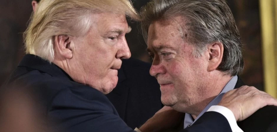 Στιβ Μπάνον: «Έρχεται νέα οικονομική κρίση – Του 2008 θα μοιάζει με κυριακάτικο πικ-νικ»